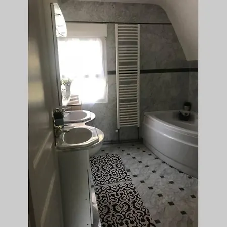 Holiday home Lilly 2 Piscine Et Jardin Prive 8 *